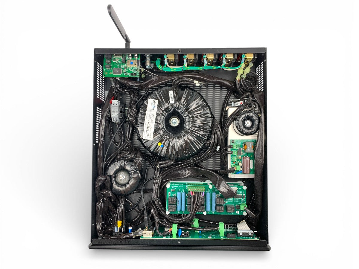 TOT AVR ELITE – Smart Isolation Power Conditioner